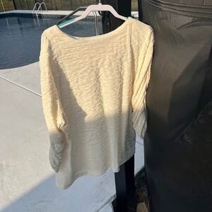 NWOT 2X Blouse cream Susan Graver  tapered sleeve ends C7338